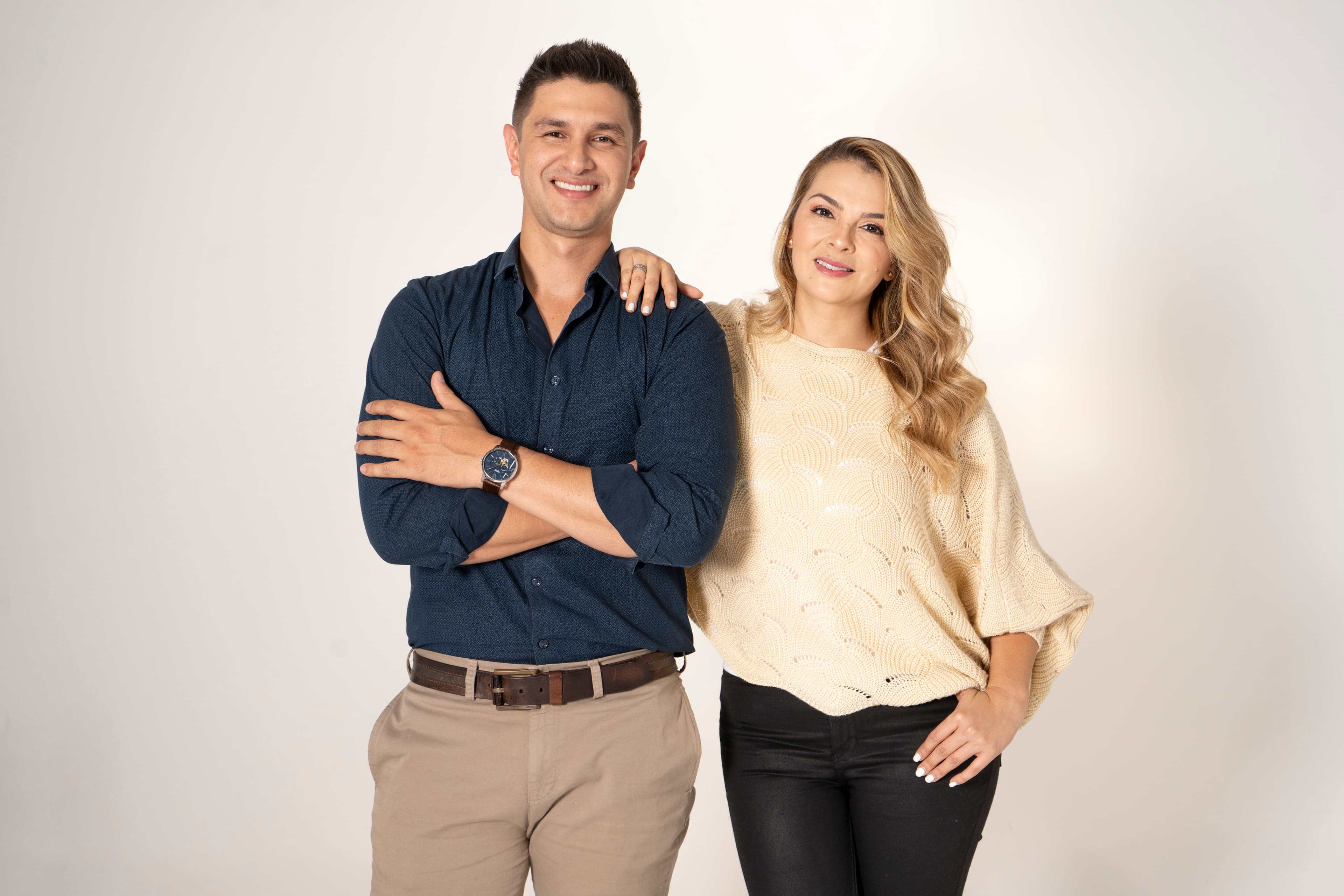Vane Vargas y Jeiner, fundadores de Mentores Financieros